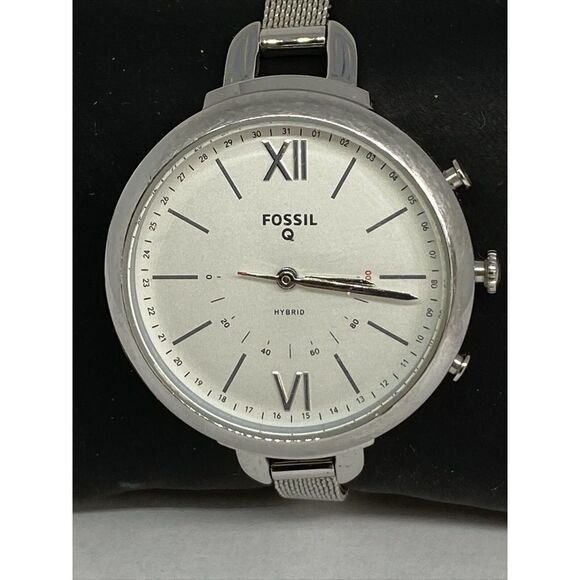 Fosssil FTW5026 Women Silver Stainless Steel Analog Dial Hybrid Smartwatch XX701 - Picture 2 of 10